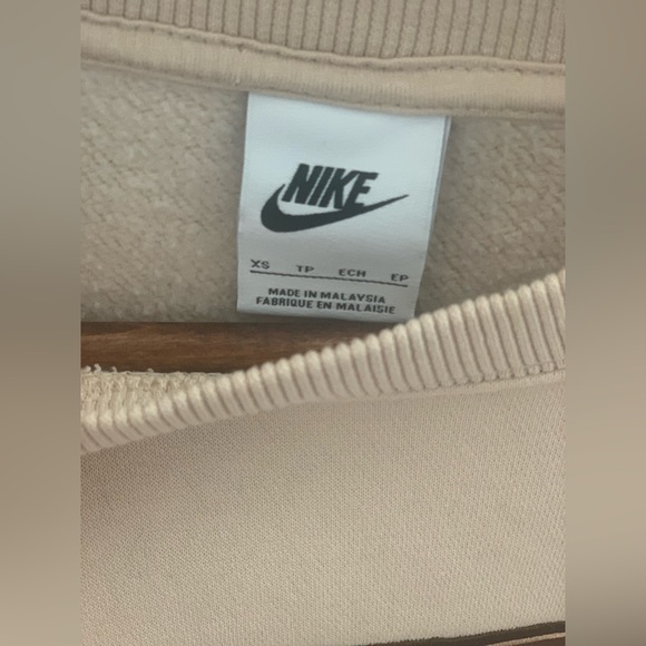 Vintage Mocha Brown Nike Sweatshirt - Picture 3 of 9